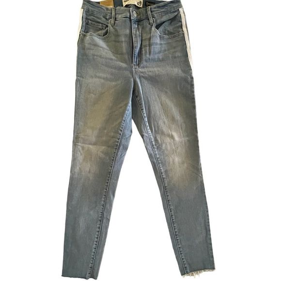 #41 Garage ultra high rise stretch skinny jeans - Picture 2 of 13